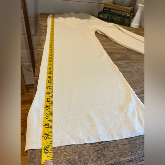 UCHUU - Beige Wide-Leg Knit Pants (Estimated S/M) - Picture 8 of 11